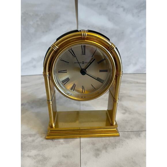Howard Miller Quartz Mantel Desk Table Brass Plated 6.5"h Clock *Works* - Picture 1 of 6